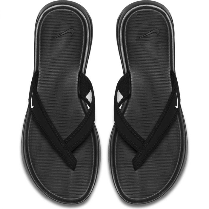 nike women's black flip flops